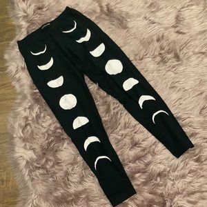 Phases of the moon leggings 🌕🌖🌗🌘🌒🌓🌔